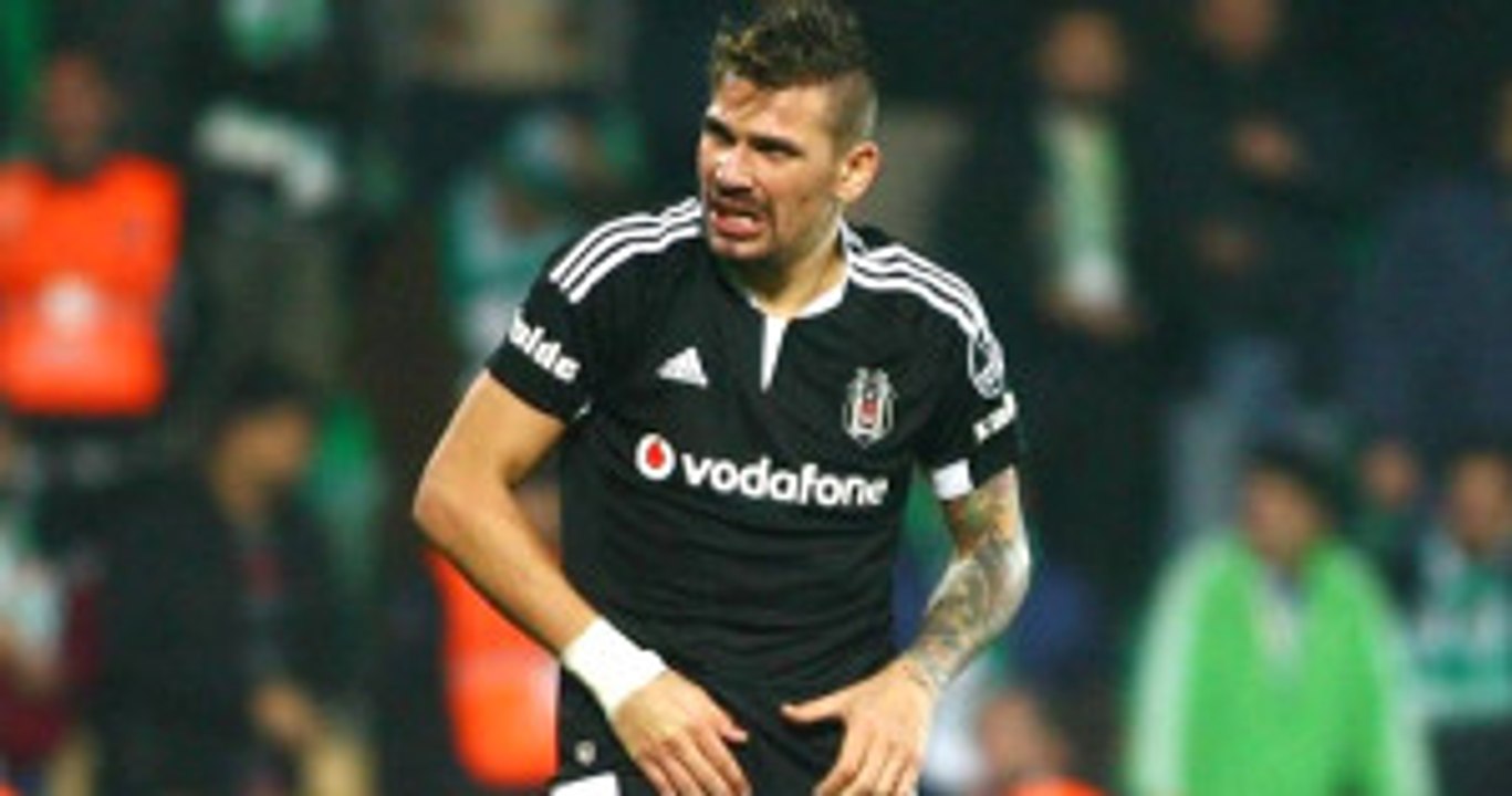 Beşiktaş, Ersan Gülüm'le Görüşmelere Başladığını KAP'a Bildirdi