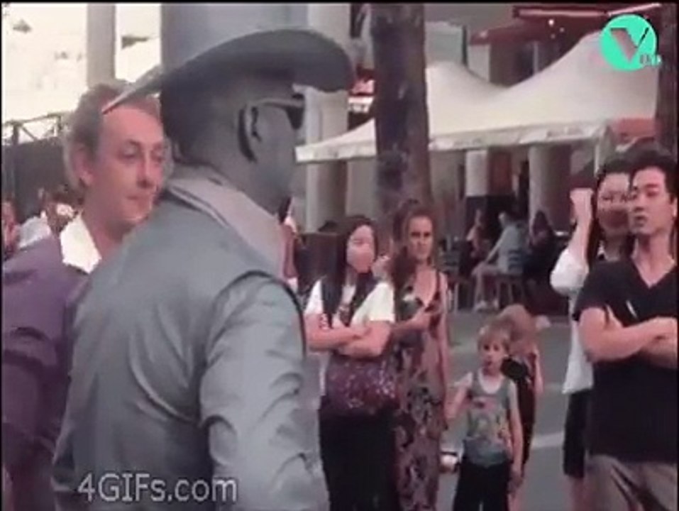 Provo të mos qeshësh, durimi ka një fund