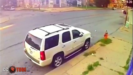 ROAD RAGE & CAR CRASH COMPILATION #447 (August 2016)