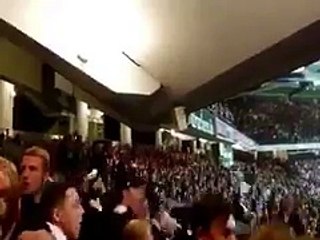 Quand les fans de Francfort font trembler le stade !