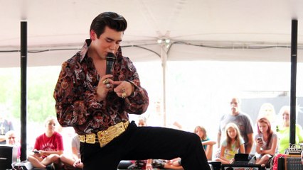 Taylor Rodriguez & Michael Cullpher sing 'Suspicious Minds' Elvis Week 2016