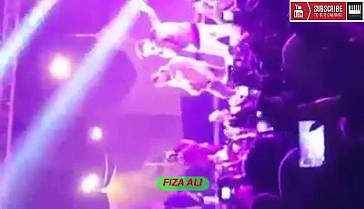 Atif Aslam Saved A Girl From harassers mid-concert  Atif Aslam Become A Hero  Must Watch