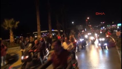 Aydın - Kuşadası'nda Cumhuriyet Korteji