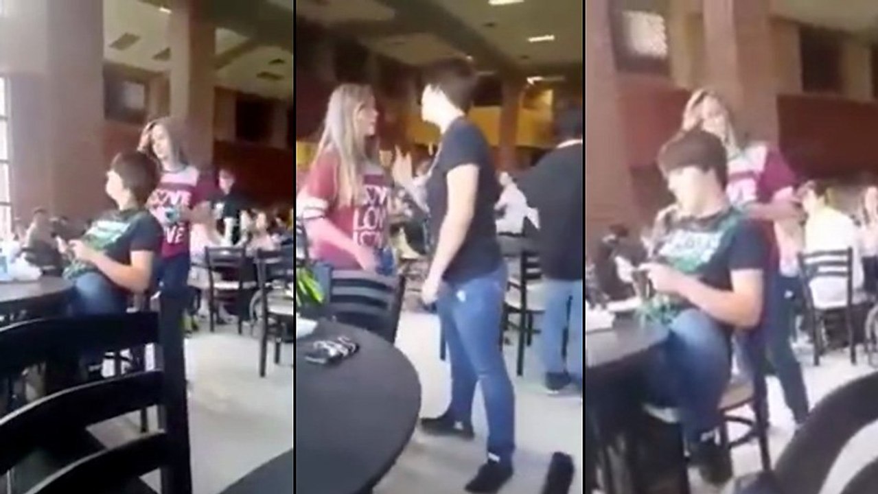 Cette fille prenait plaisir à insulter ce type, mais après plusieurs jours à ne rien dire, il décida que c'en était asse