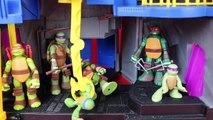 Batman vs TMNT in Imaginext Batcave ✯ Teenage Mutant Ninja Turtles Break Into Batman DisneyCarToys