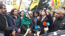 İzinsiz Yürüyüş Yapan HDP'li Gruba Polis Müdahalesi