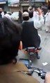 شیخ رشید کی انٹری - Sheikh Rasheed Reached to Jalsa Gah on Bike - What a Scene(360p)