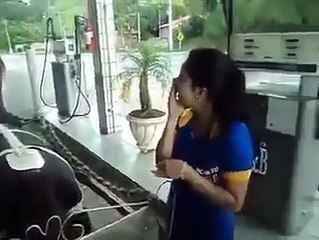 ہاہاہاہاہاہا   لڑکی  کنفیوز   ہو گئی(360p)