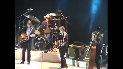 Bob Dylan performing “I Am The Man, Thomas” in Milwaukee 1999 - October 30