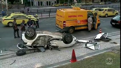 Acidente deixa dois mortos e três feridos no Rio de Janeiro