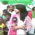 Funny Pakistani Media Reporter by Lady must watch