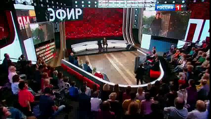 Прохор Шаляпин показывает дом, в котором родился