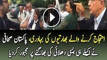 Fight between Pakistani anchor Taimoor Iqbal and Indian protesters outside Pakistan embassy