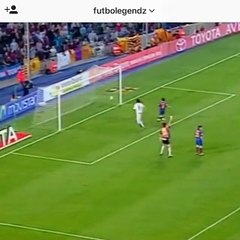 Messi first goal for Barcelona in 2005, amazing assist from Ronaldinho
