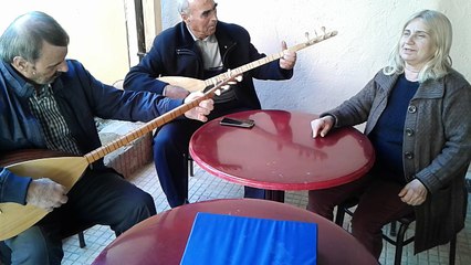 FATMA GÜLER BİR ALÇACIK GÜRGEN DALI