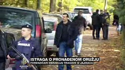 Forenzičari obrađuju tragove u blizini Vučićeve porodične kuće