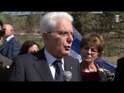 Israele - Piantumazione di un ulivo e dichiarazione del Presidente Mattarella (29.10.16)