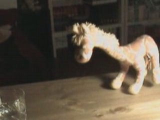 Girafe à très soif