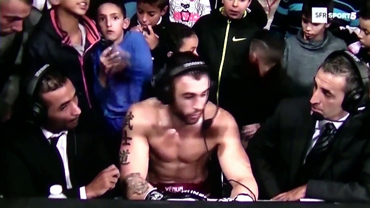 Interview de Yohan LIDON par les deux Kamel après combat La Nuit Des Challenges 16 22.10.2016 LYON