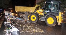 Diyarbakır'da Kayyum Atanan Sur Belediyesi Çöpleri Topladı!