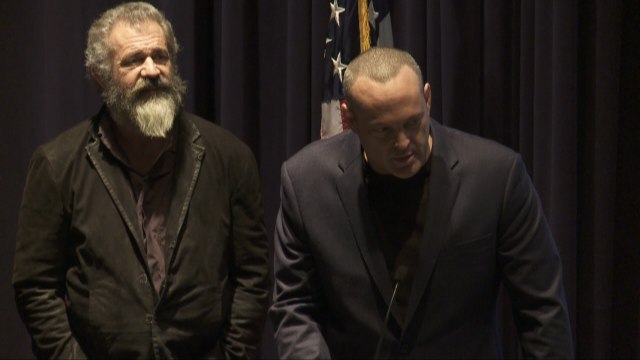 Vince Vaughn Talks About 'Hacksaw Ridge' And The Chicago Cubs