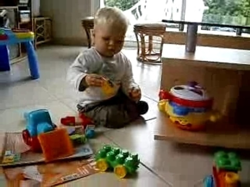 j'empile les cubes -juillet 07