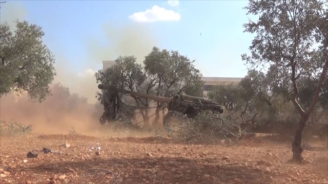 Syrie: les rebelles poussent à Alep-Ouest