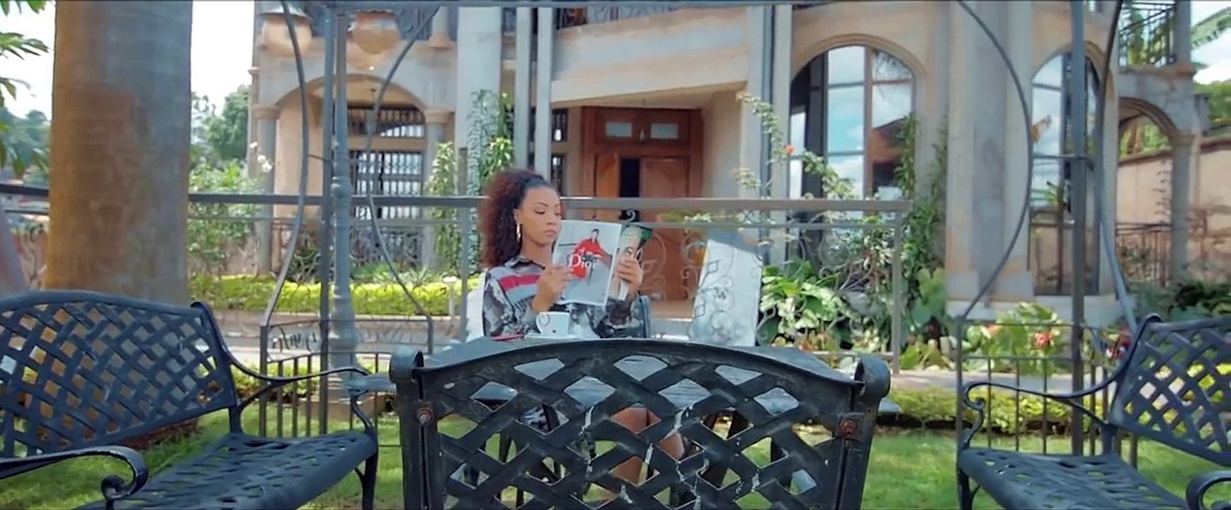 Numerica ft. Dynastie Le Tigre - Laisse Moi T'aimer (Clip Officiel)