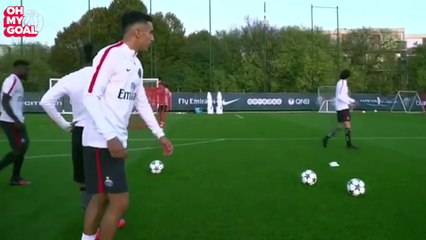 When Marquinhos Thinks He Is David Beckham
