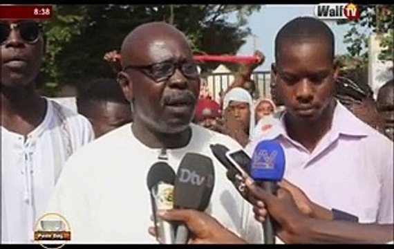 Les parents d'élèves du lycée de Canada dénonce la neutralité de l'Etat sur la mauvaise gestion de ce lycée Ecoutez