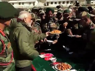 ভারতীয় সেনাদের দীপাবলি উৎসর্গ করলেন নরেন্দ্র মোদি