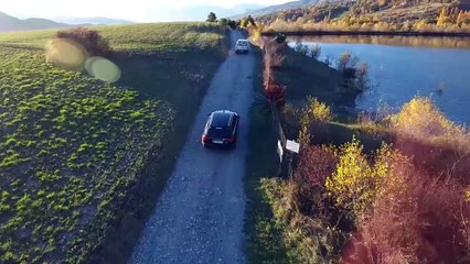 Alpes du Sud Les couleurs d'automne le bleu de Serre-Ponçon et celui Dici Embarquez !