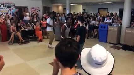 Geek, il surprend tout le monde dans une battle de danse ! GENIAL