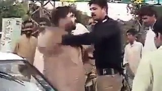 PaThan vs police FighT