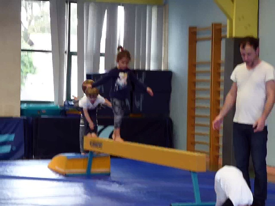 Atelier cirque Ludothèque Terres de jeu