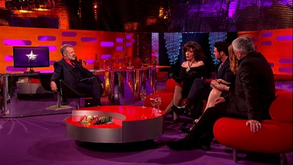 Dame Joan Collins Tells A Wonderful Story About Frank Sinatra - The Graham Norton Show