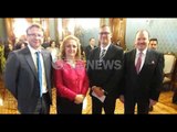 Ora News - Ambasadorja e Shqipërisë në SHBA takon Presidentin e Meksikës, Nieto