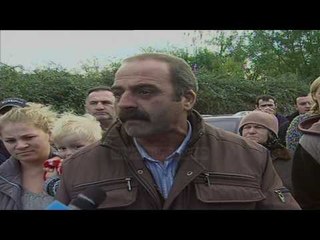 Protestë për shtëpitë, banorët: Jetojmë prej 25 vitesh - Top Channel Albania - News - Lajme