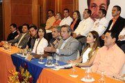 Centro Democrático presenta a 30 candidatos