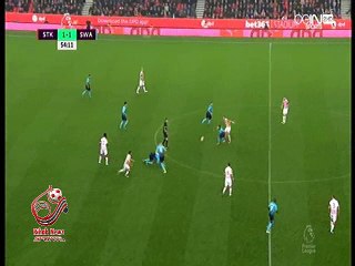 مهارة "رمضان صبحي" تورط مدافع سوانزي في هدف عكسي