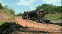 Acidente entre ônibus e caminhão deixa 20 mortos no Paraná