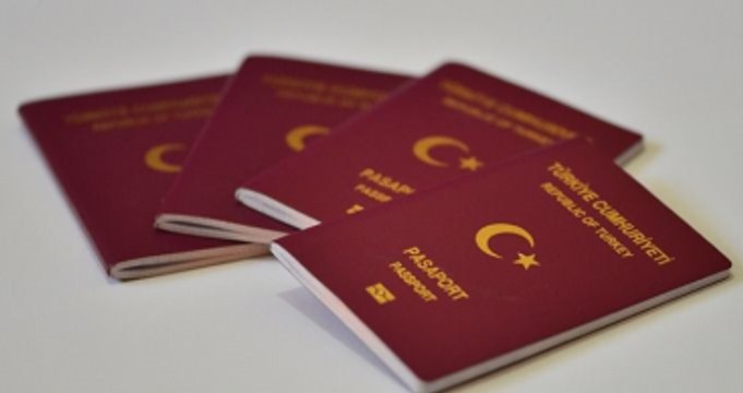 Çipli Pasaport Dönemi Bugün Başlıyor! Eski Pasaportlara Ne Olacak?