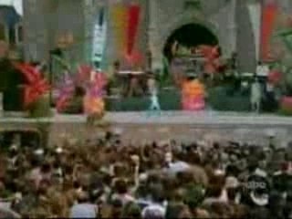 Christina Aguilera - I Turn To You Live @ Disney Summer Jam