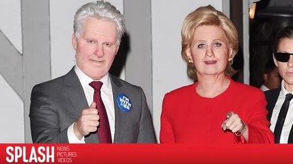 Katy Perry gana con su disfraz de Halloween vestida como Hillary Clinton