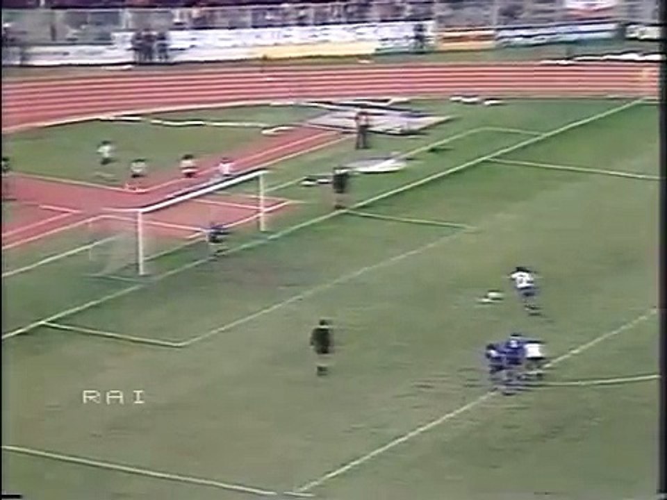 03.10.1984 - 1984-1985 UEFA Cup Winners' Cup 1st Round 2nd Leg HNK Hajduk Split 2-5 FK Dinamo Moskova