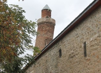 Eğri Minarenin, Pisa Kulesi'nden Bile Daha Eğri Olduğu Tescillendi