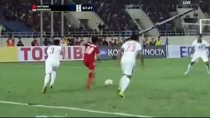 Pha Ghi Bàn Đẹp Mắt Của Công Vinh Trận Việt Nam - Indonesia-Xu-wlVZO38k