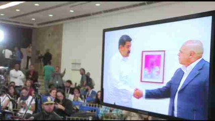 Liberan a cinco opositores venezolanos un día después del inicio del diálogo