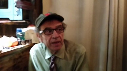 Juan, 65, New York: "Je vote Hillary Clinton"