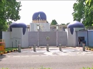 দিল্লিতে পাকিস্তান দূতাবাসের ৪ ভারতীয় কর্মকর্তাকে প্রত্যাহারের পরিকল্পনা